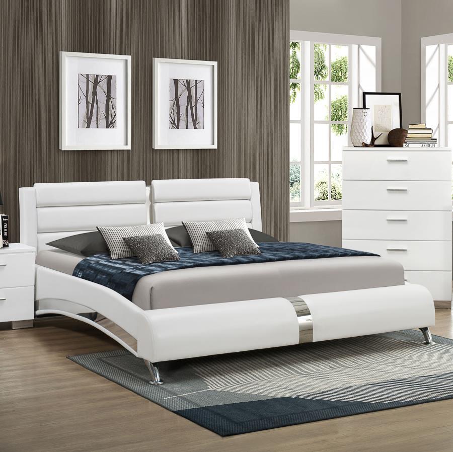 Jeremaine - Upholstered Sleigh Bed CoasterEssence