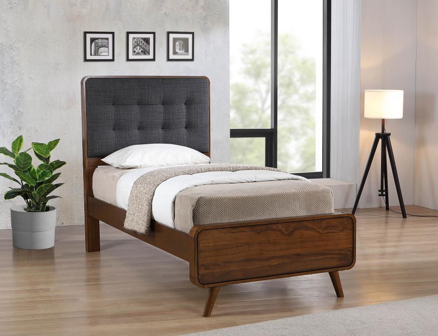 Robyn - Wood Panel Bed Coaster Fine Furniture