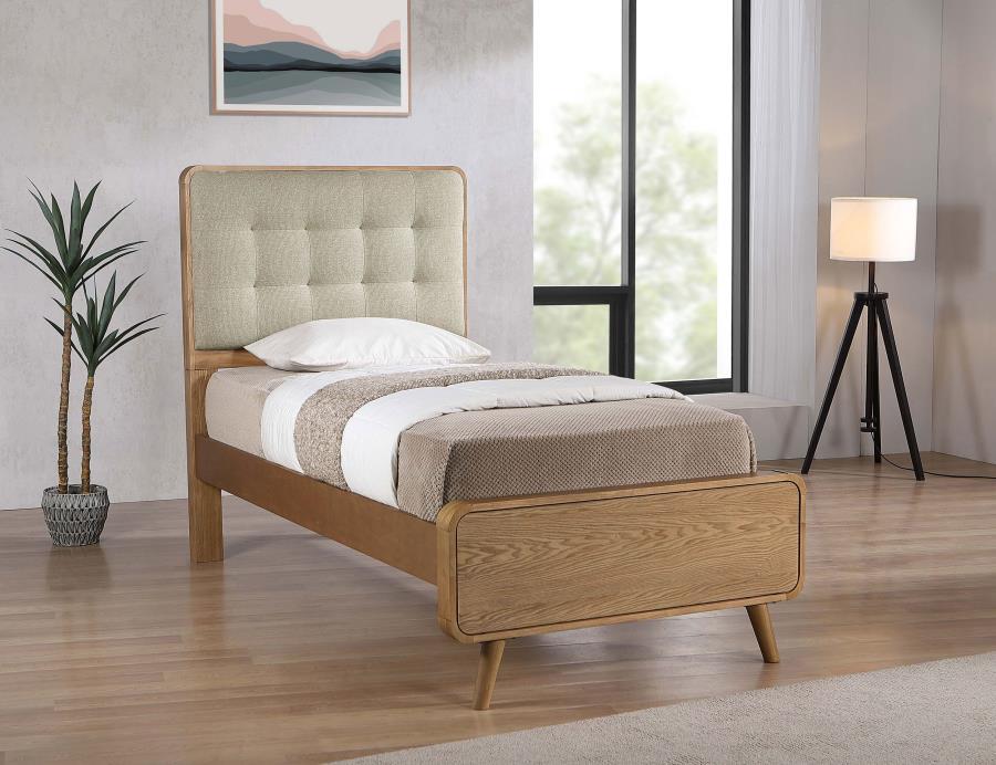 Robyn - Wood Panel Bed Coaster Fine Furniture