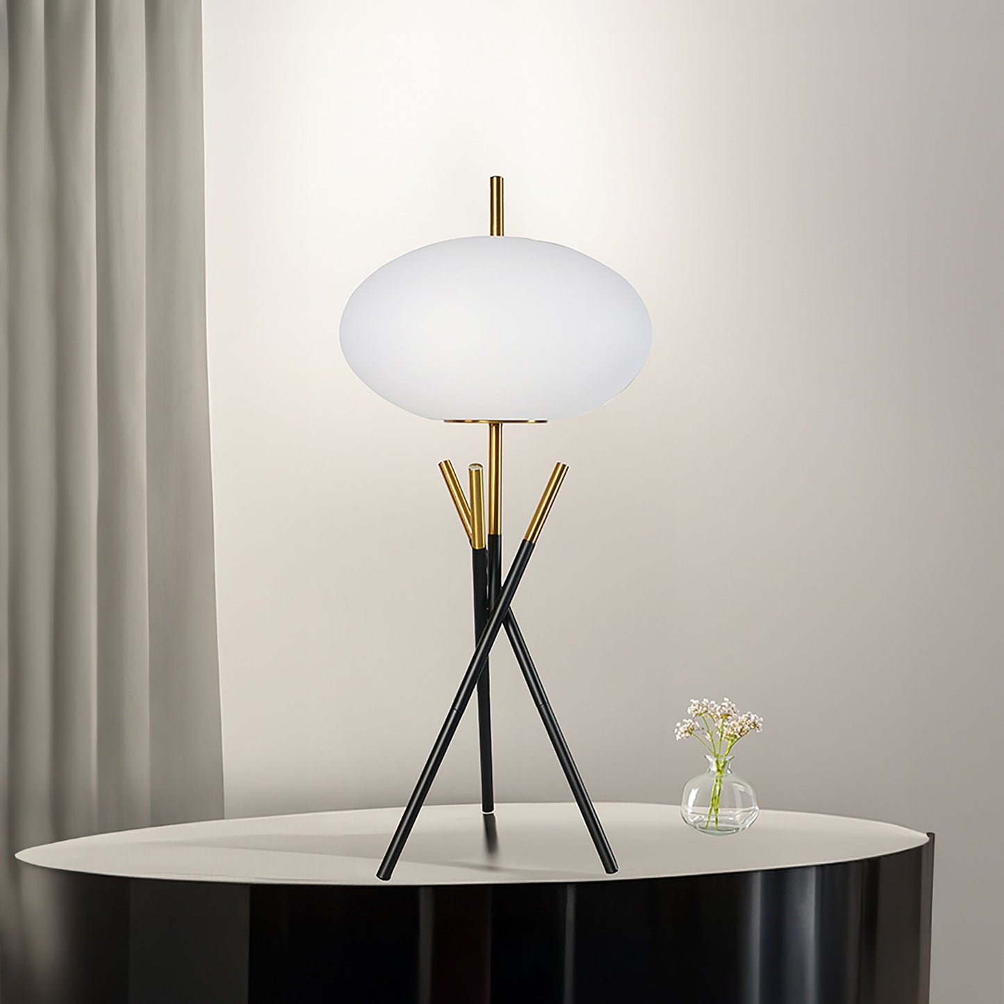 Table Lamp - Black / Gold Crown Mark