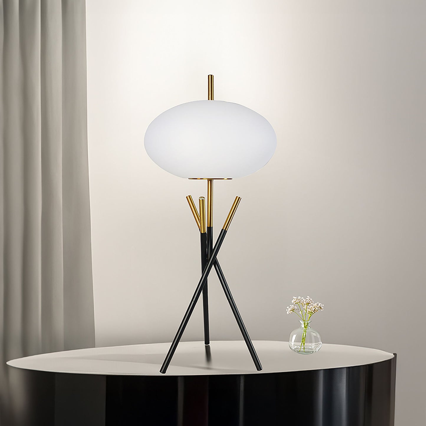 Table Lamp - Black / Gold Crown Mark