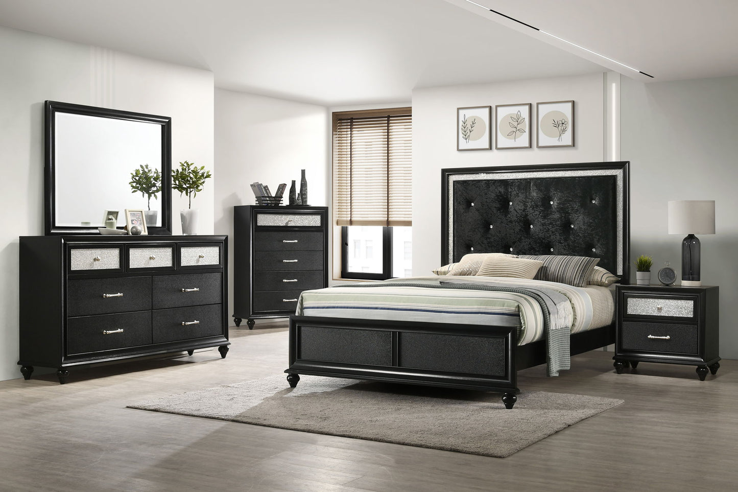 Lila - Bed Crown Mark