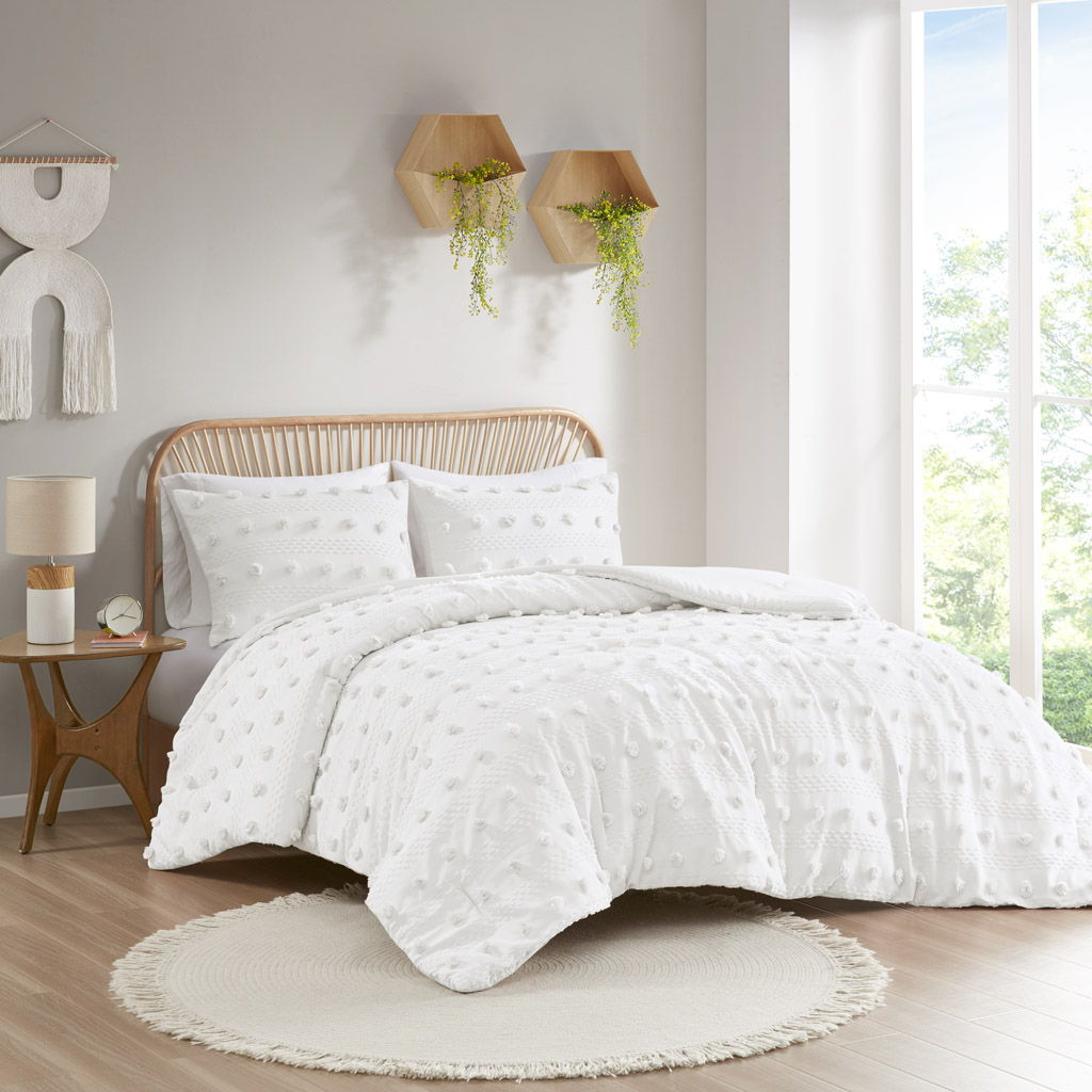 Lucy - Clip Jacquard Comforter Set - White Intelligent Design