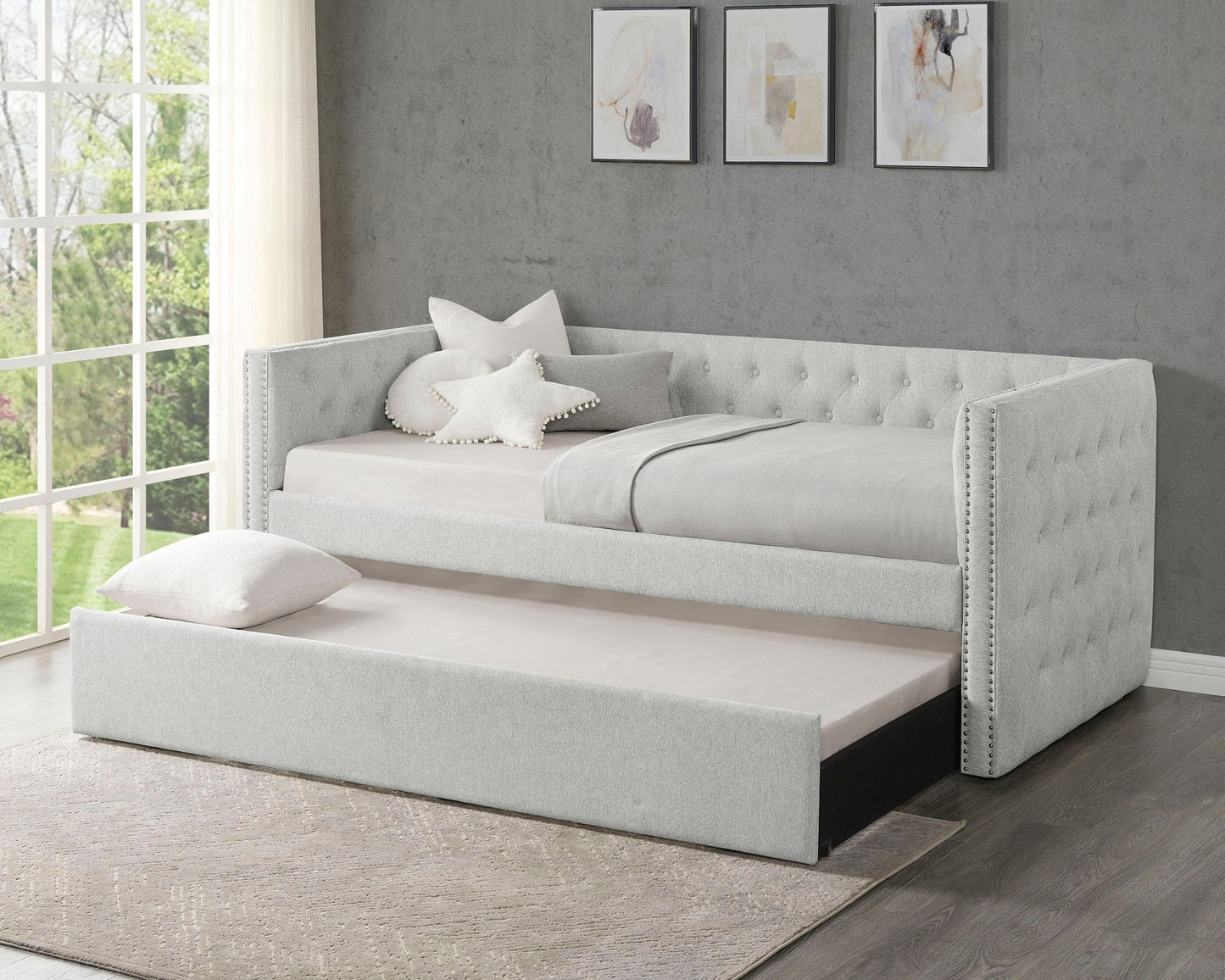 Trina - Daybed Crown Mark
