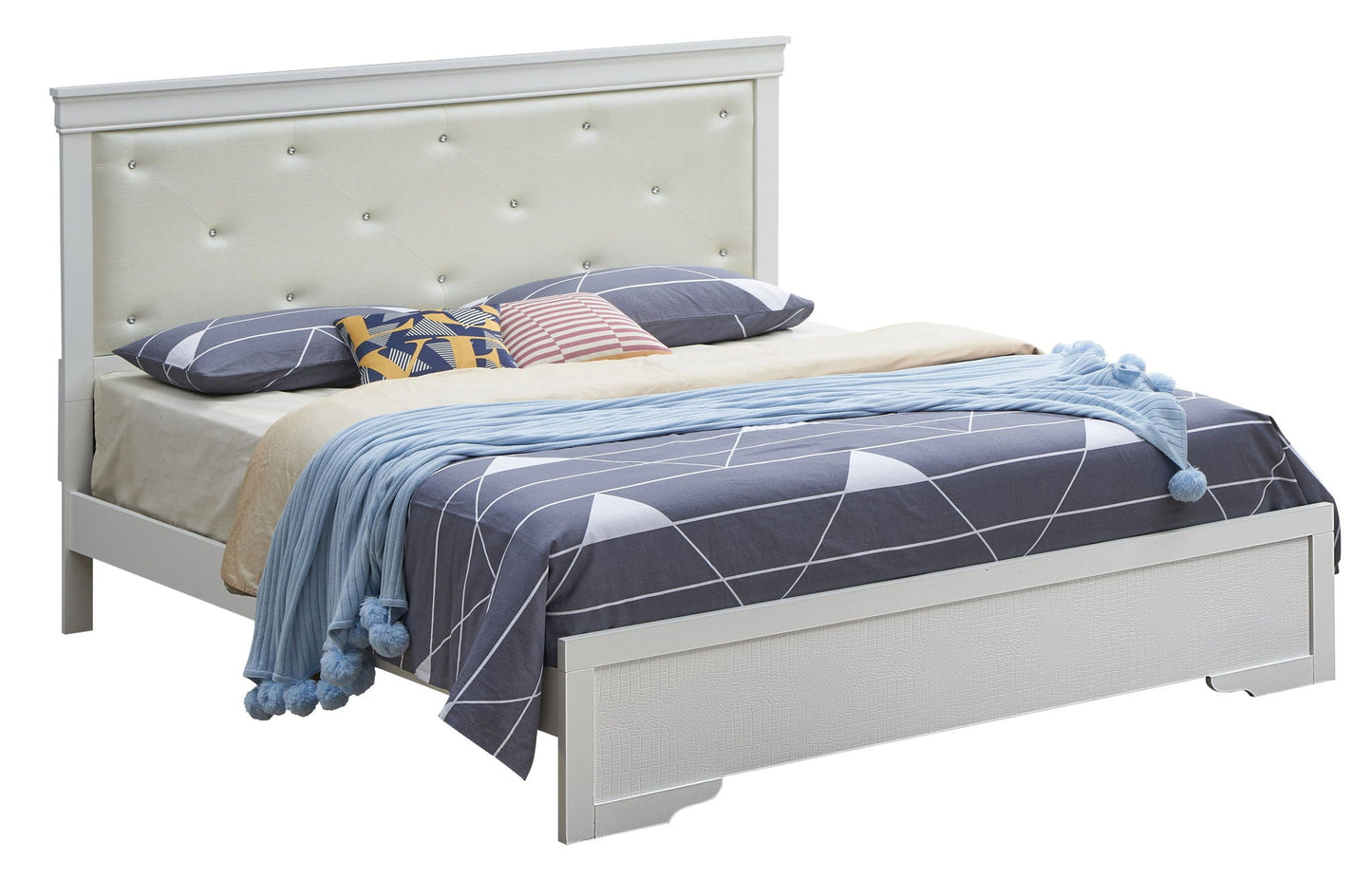 Chic Elegantly Designed Transitional Bed Glory Furniture