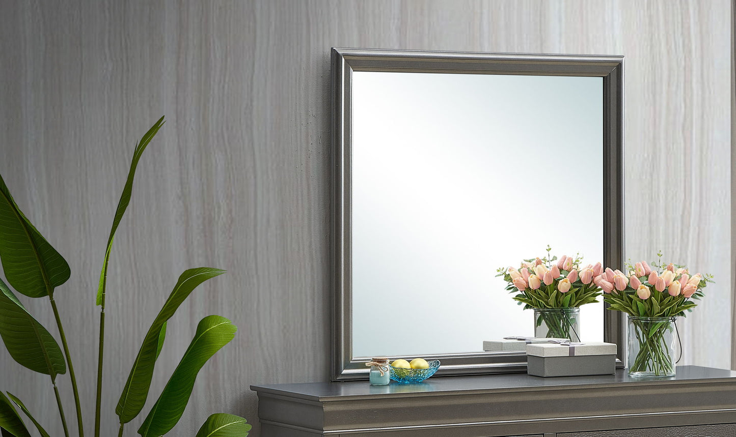 Traditional Wall Mirror For Any Space Glory Furniture