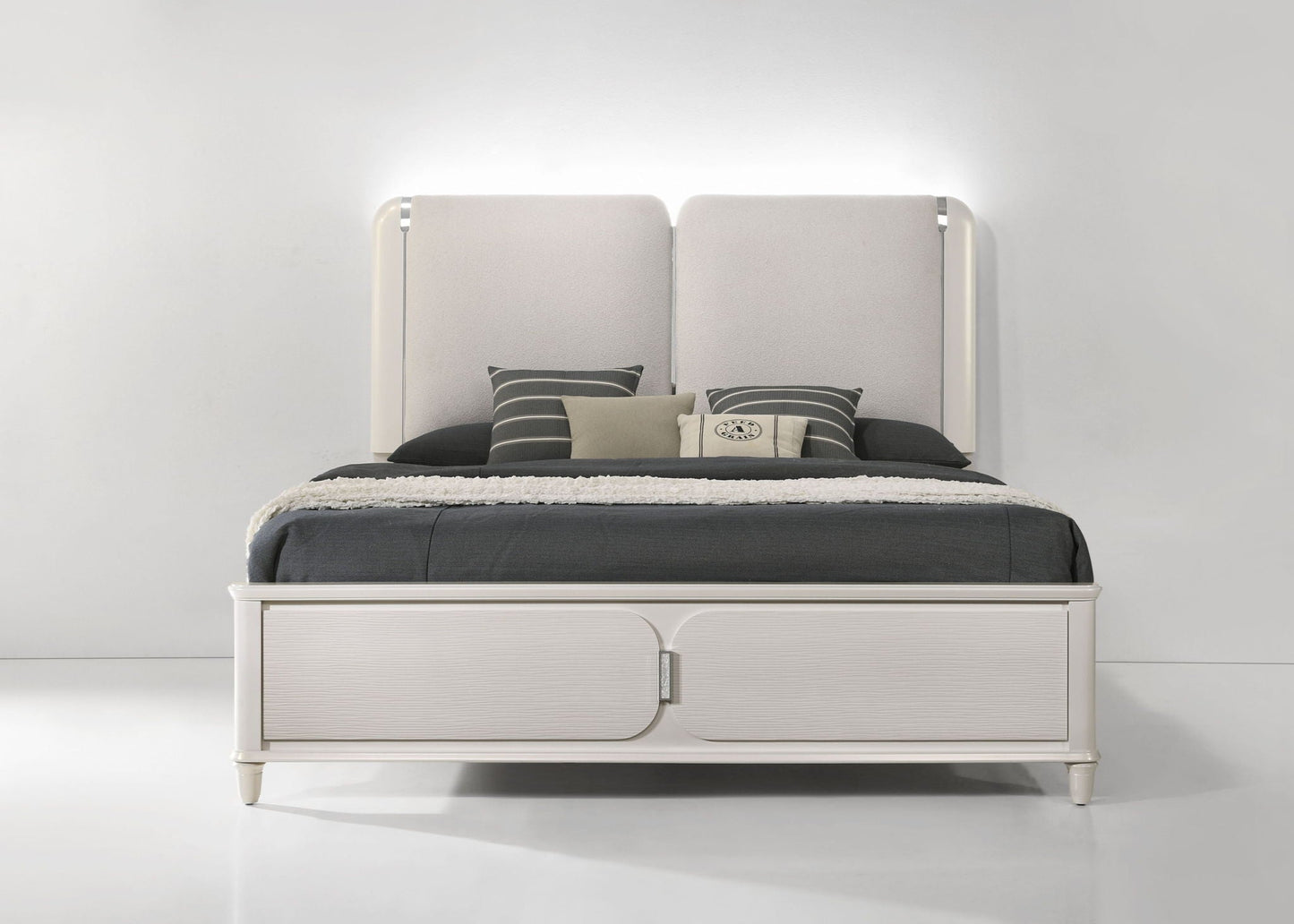 Laveda - Boucle Bed With LED Acme