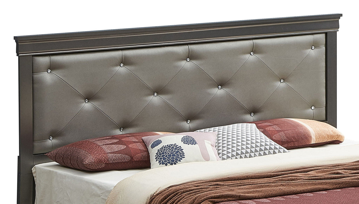 Chic Elegantly Designed Transitional Bed Glory Furniture