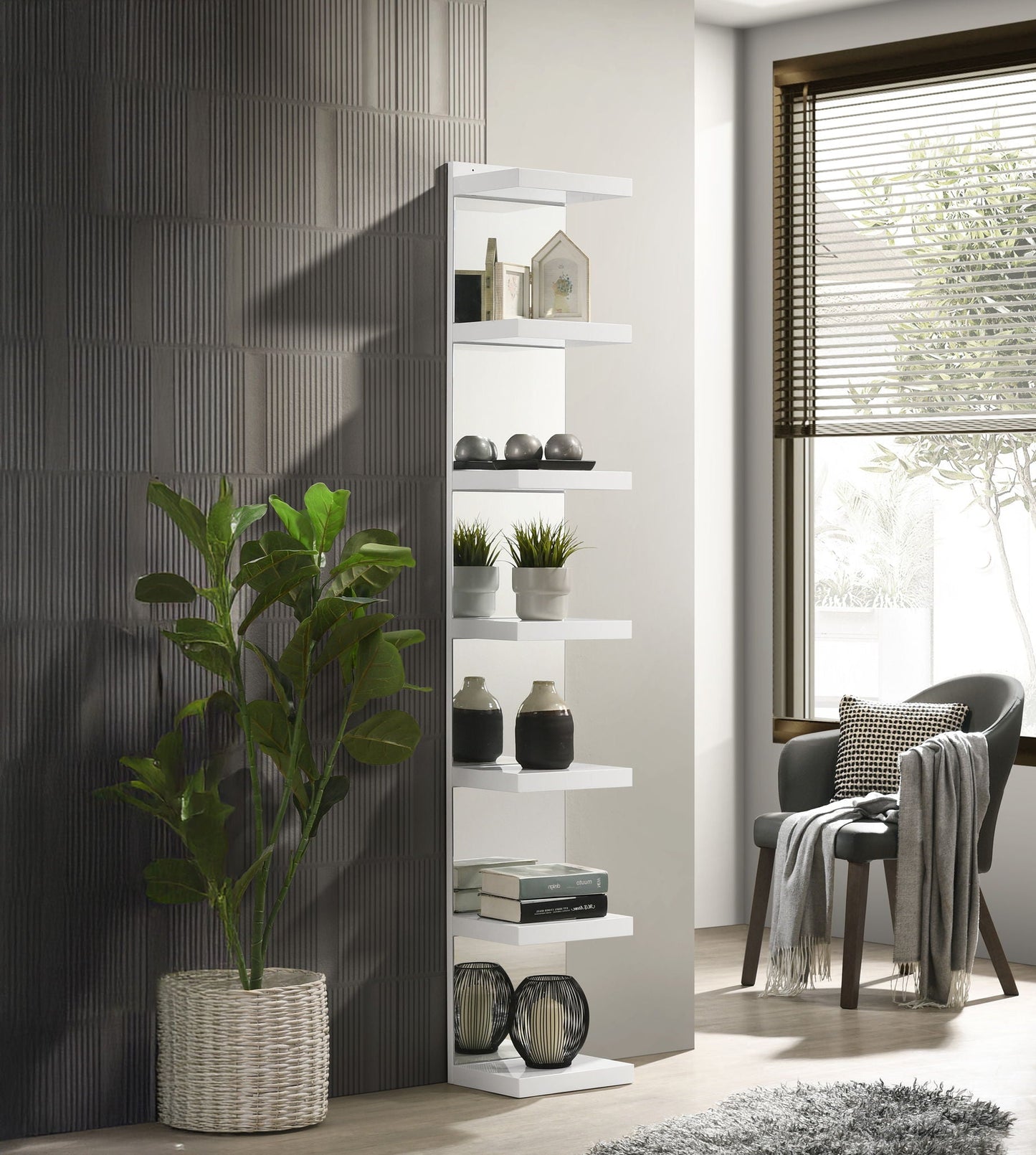 Luxo - Rack - White Crown Mark