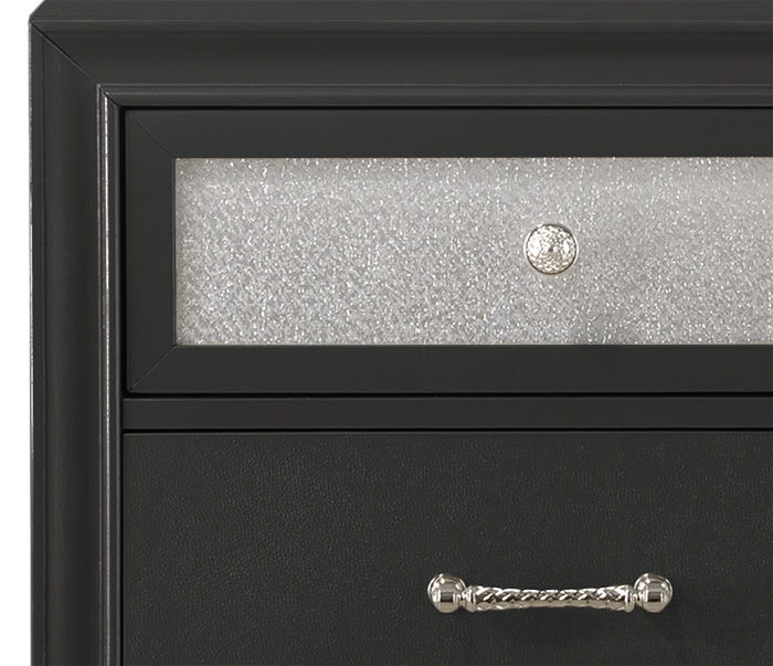 Lila - Accent Chest Crown Mark