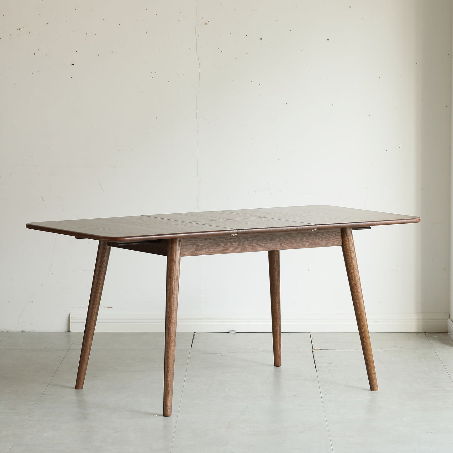 Round Corner Diagonal Leg Telescopic Table For 6 - 8 People To Meet Dining Table Home Essentials
