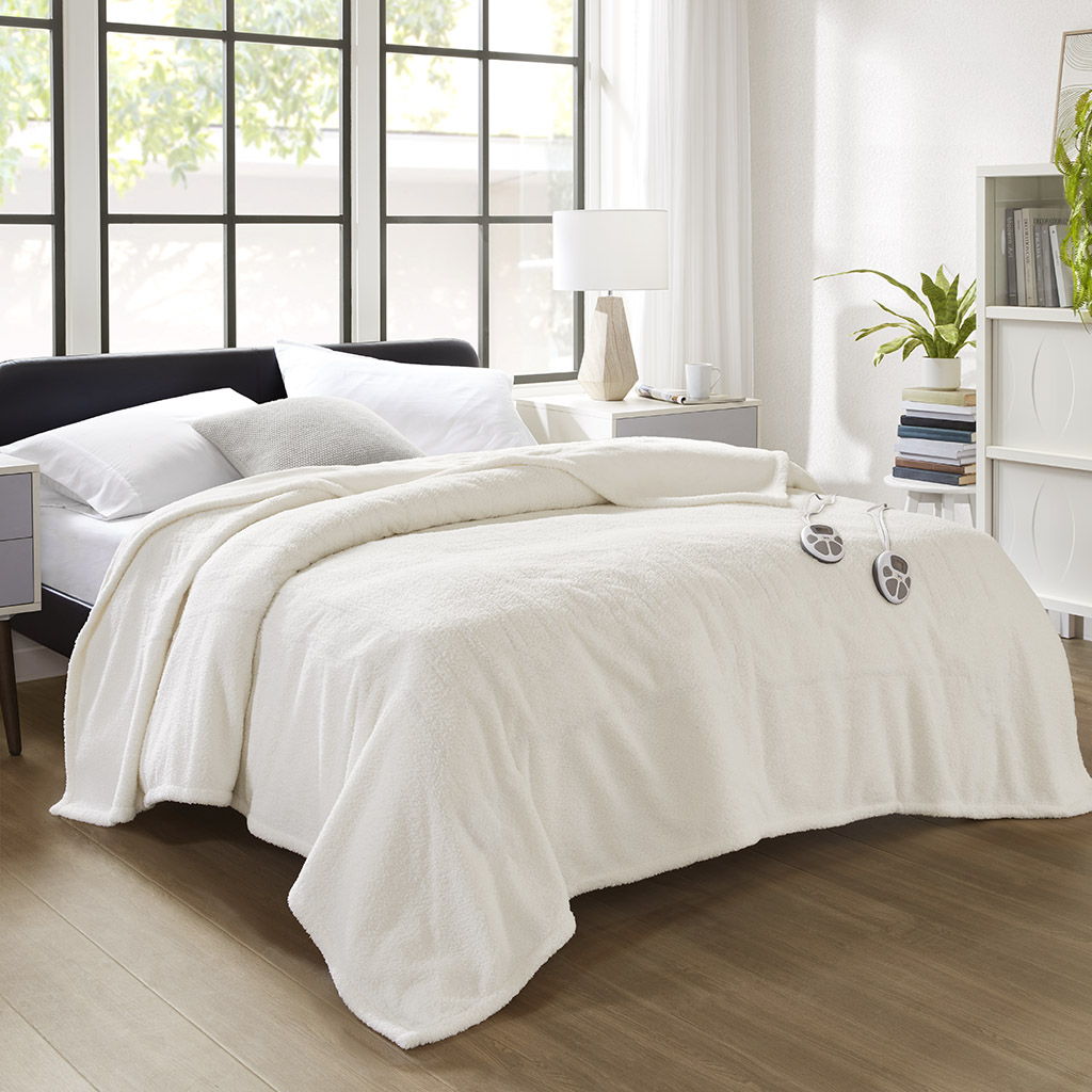 Dream Soft Heated - Queen Blanket - Ivory Serta