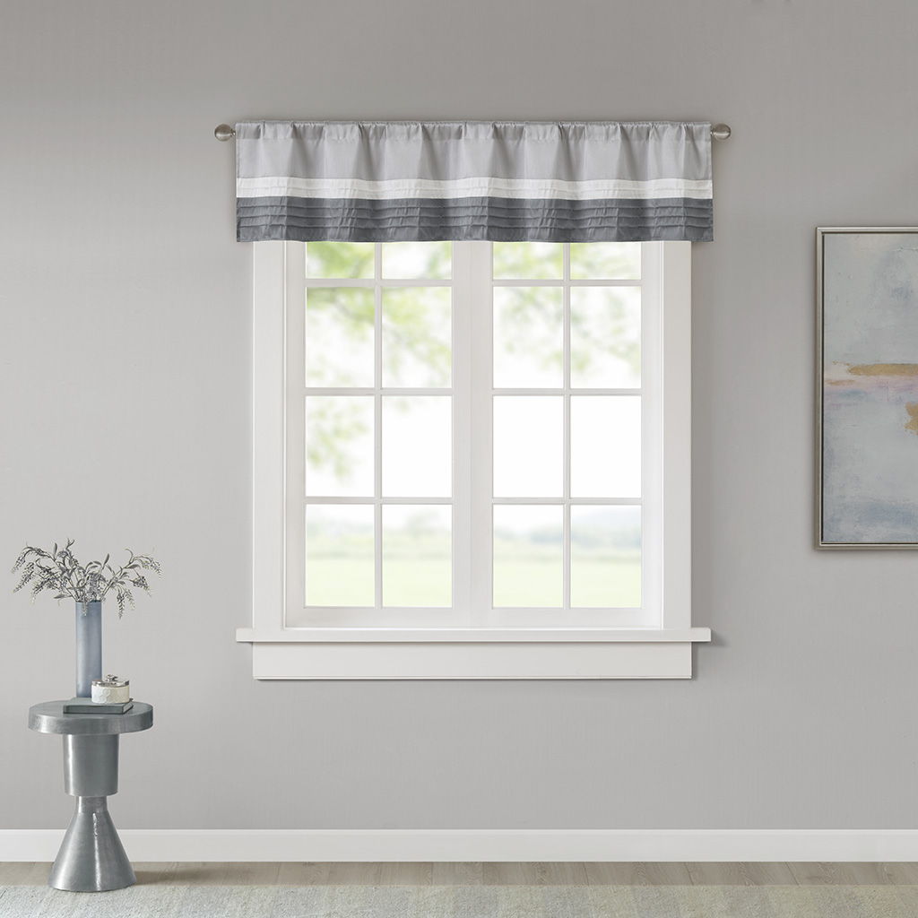 Amherst - Polyoni Pintuck Valance - Gray Madison Park