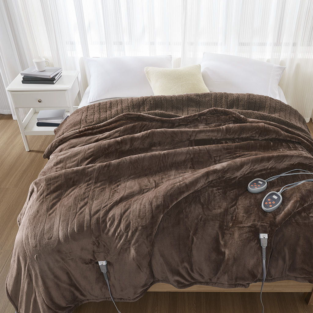 Heated Microlight to Berber - Queen Blanket - Chocolate Beautyrest