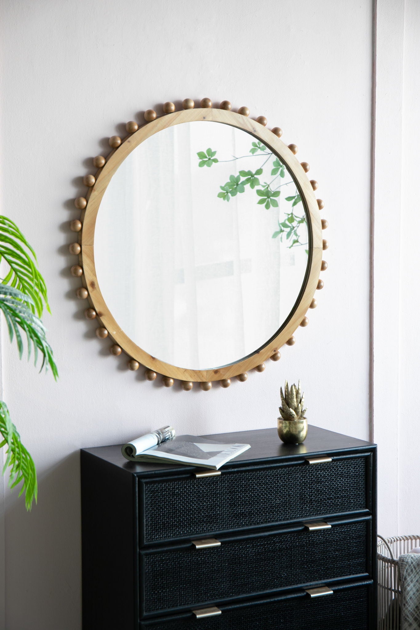 Wood Round Mirror With Beaded Frame, Circle Wall Mirror For Living Room Bedroom Entryway - Brown Daily Nest