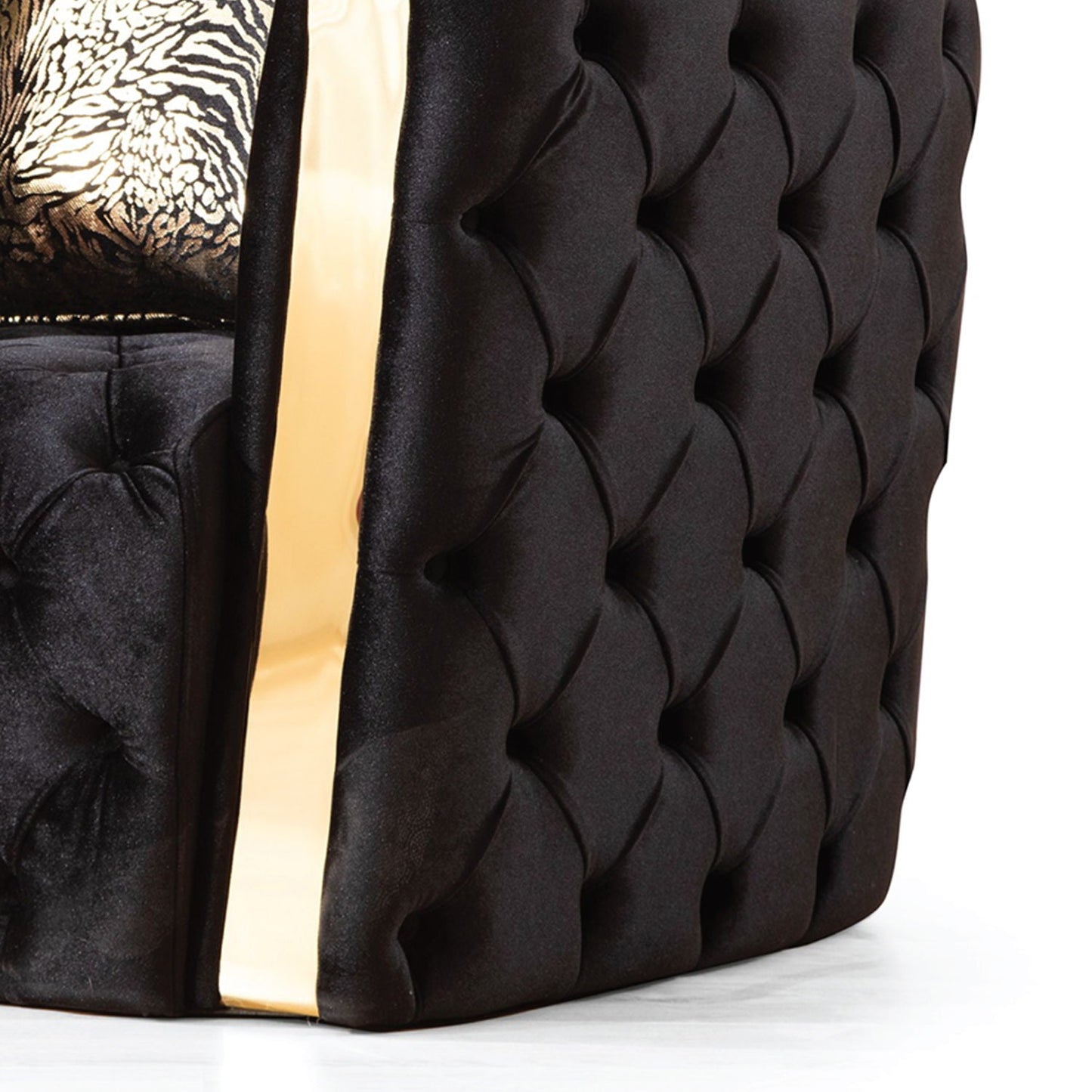Naomi - Button Tufted Chair Matrix Furniture Group