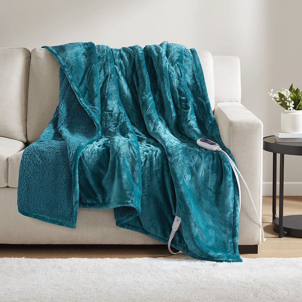 Heated Microlight to Berber - Throw - Teal Beautyrest