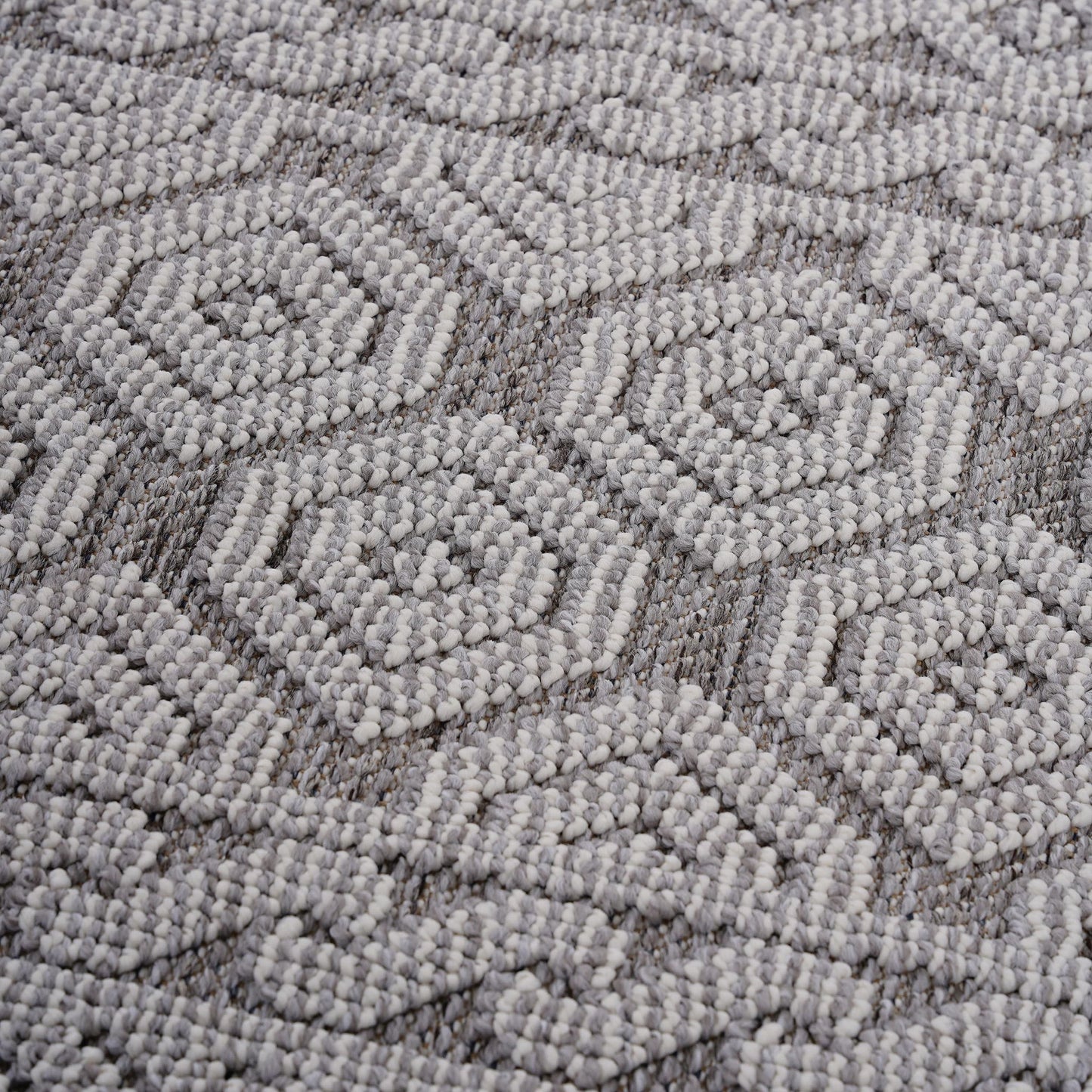 Guros - Trendy Geometric Indoor / Outdoor Rug Naar Rug