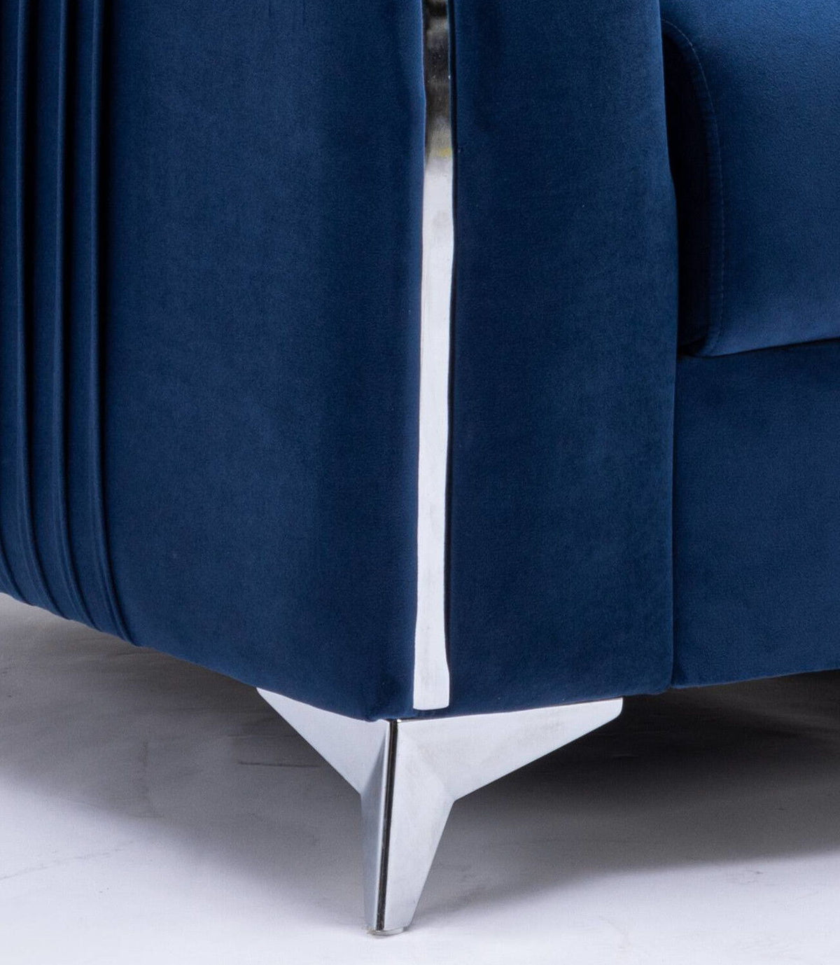 Wenona - Modern Elegance Chair Acme