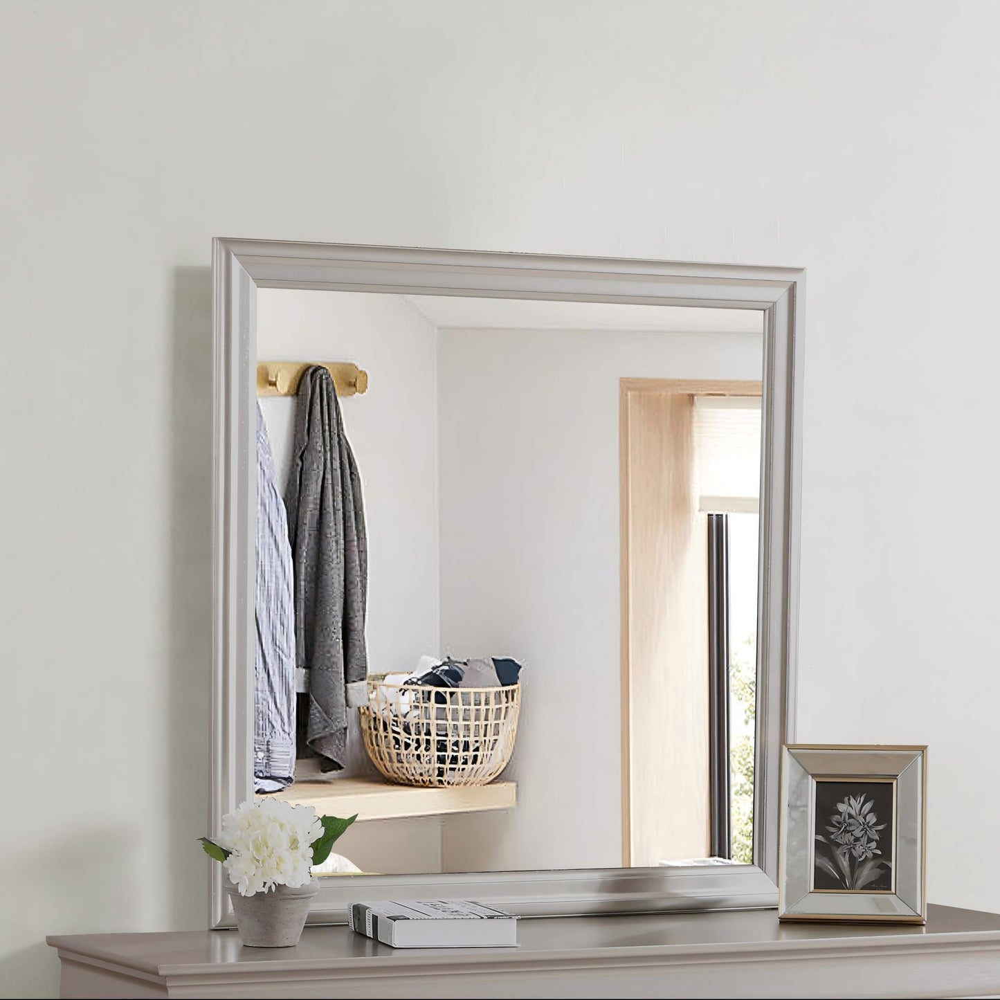 Traditional Wall Mirror For Any Space Glory Furniture