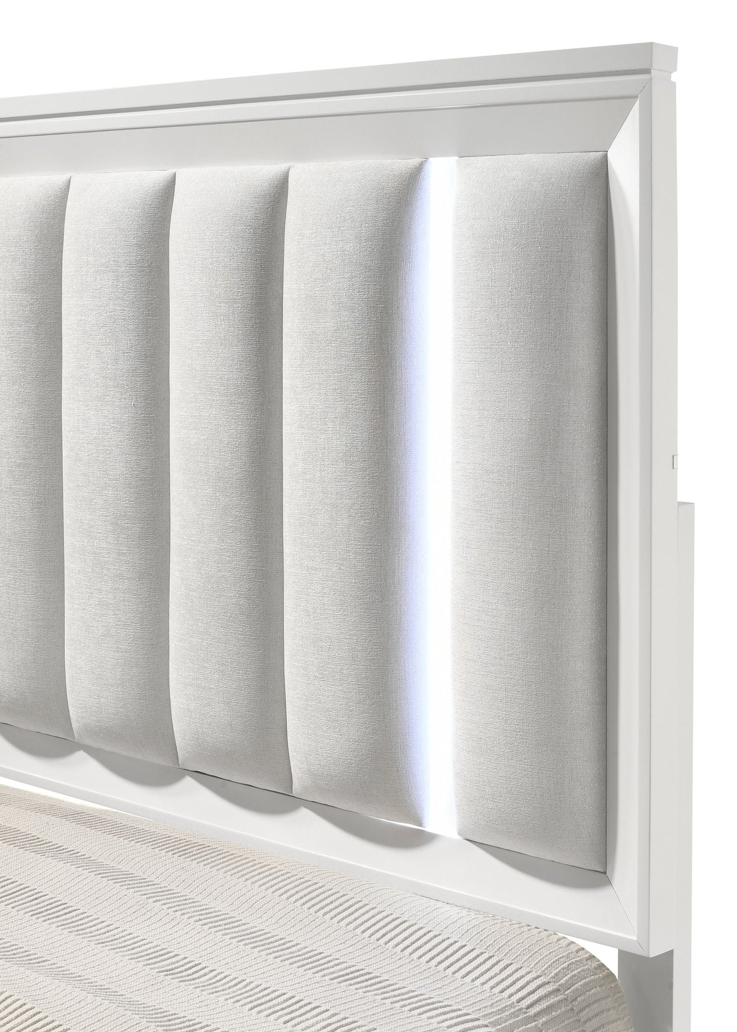 Cressida - Bed With Slats Crown Mark