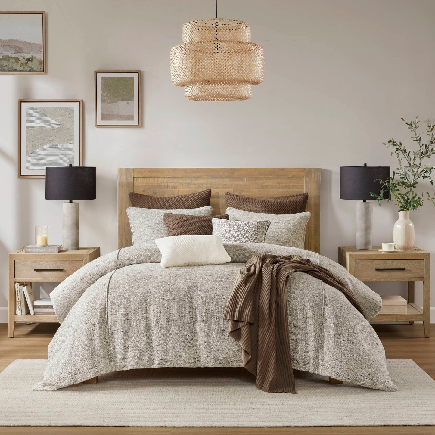 Chapman - 8 Piece Queen Comforter Set - Nuetual Ivory Madison Park Signature