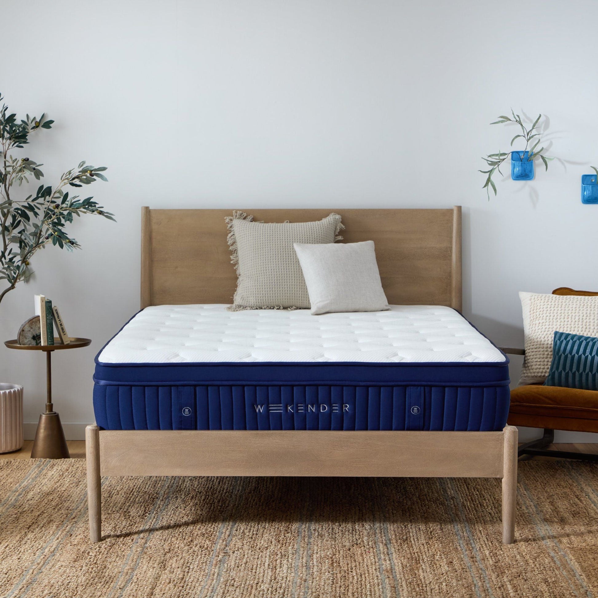 Weekender - 11" Euro Top Hybrid Mattress Weekender