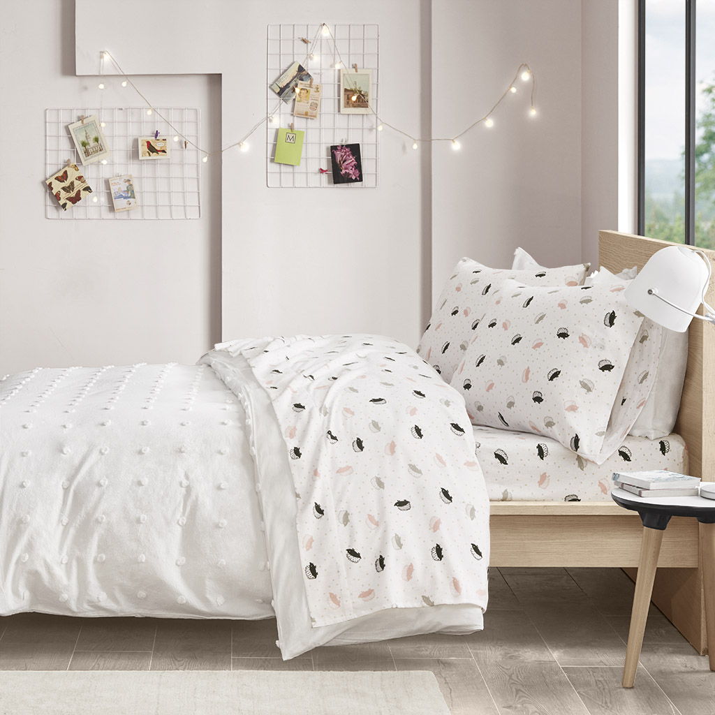 Cozy Soft Novelty Print Sheet Set - Pink / Gray Hedgehogs- Queen Intelligent Design