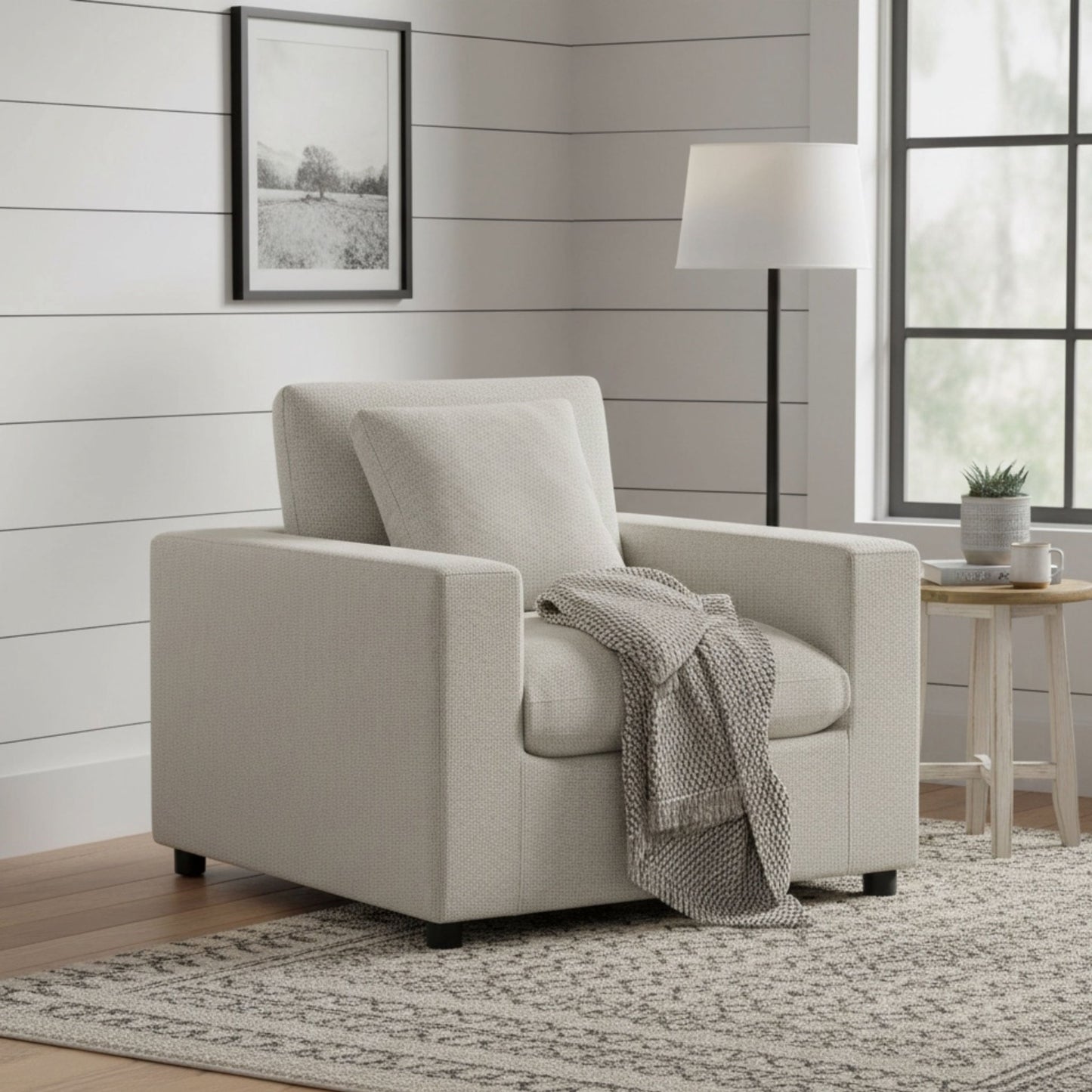 Cassandra - Armchair Ridgecrest Home