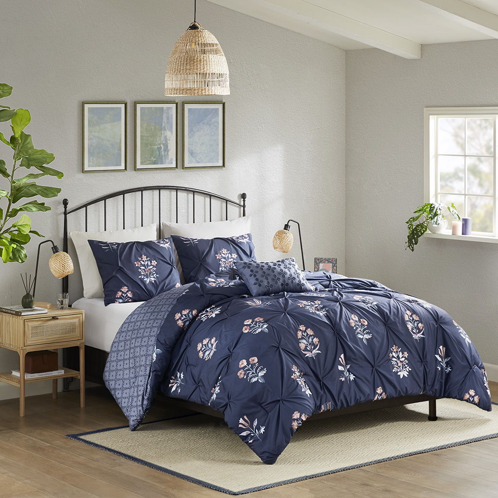 Marfa - 4 Piece Pintuck Comforter Set With Throw Pillow - Navy