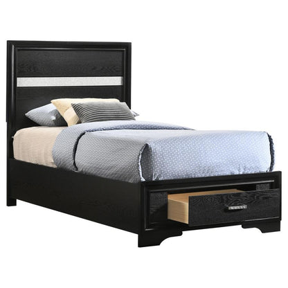 Miranda - Wood Storage Panel Bed CoasterEveryday