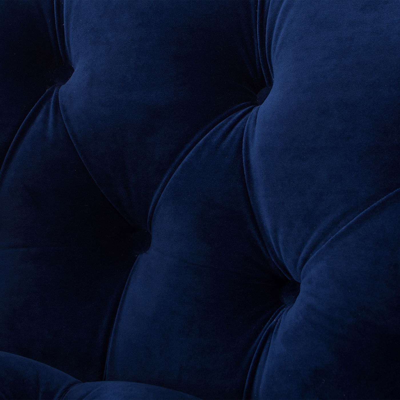 La Rosa - Victorian Tufted Upholstered Accent Chair Jennifer Taylor Home