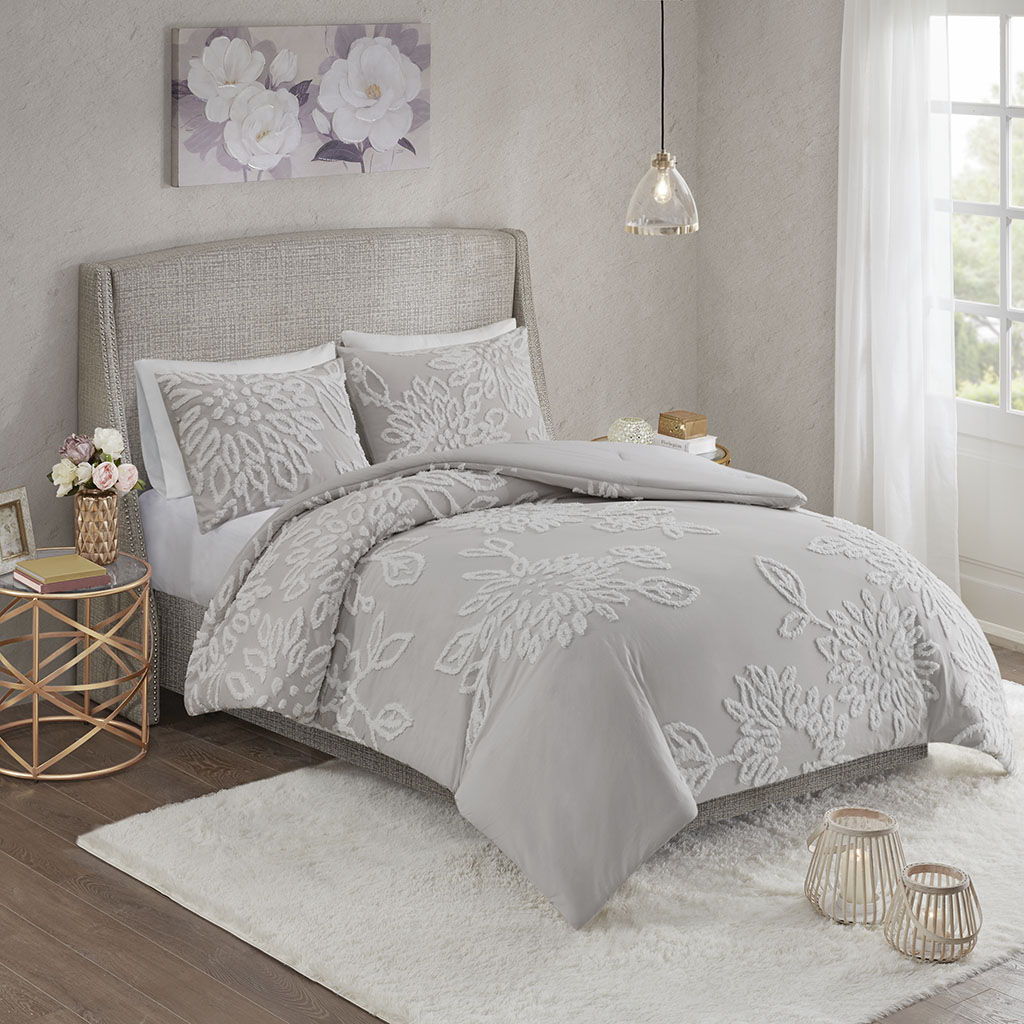 Veronica - King 3 Piece Tufted Floral Comforter Set - Gray / White