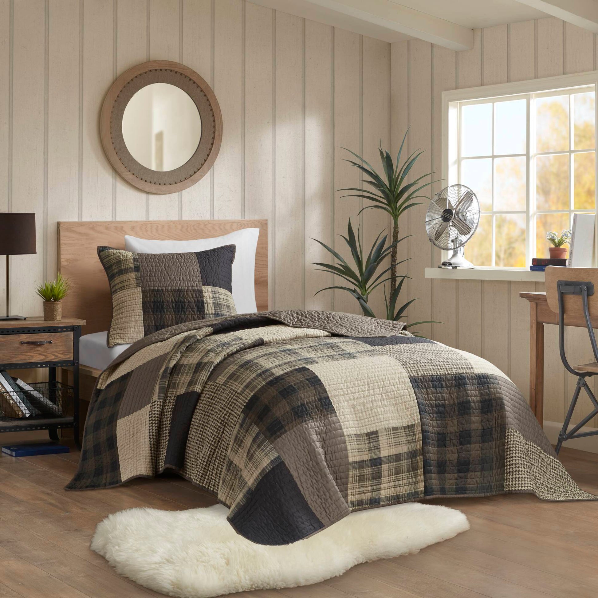 Winter Hills - Oversized Cotton Quilt Set - Tan Woolrich