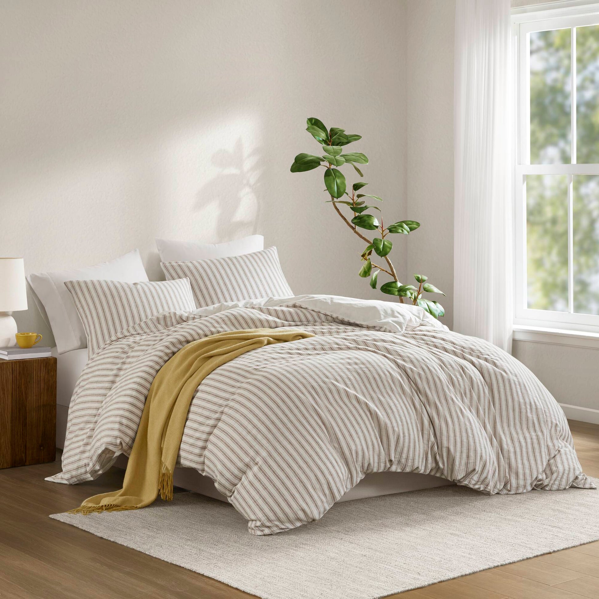 Etta - 3 Piece King Duvet Set - Tan Madison Park