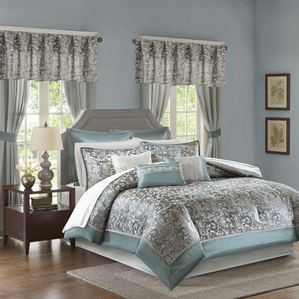 Brystol - Queen 24 Piece Room In A Bag - Teal Madison Park Essentials