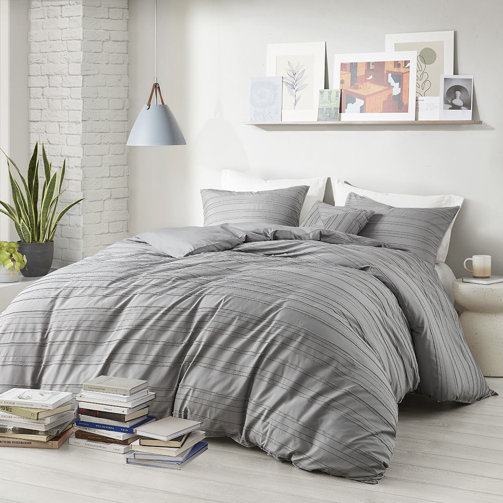 Oliver - Cationic Dyed Clip Jacquard Twin Duvet Cover Set With Throw Pillow - Gray