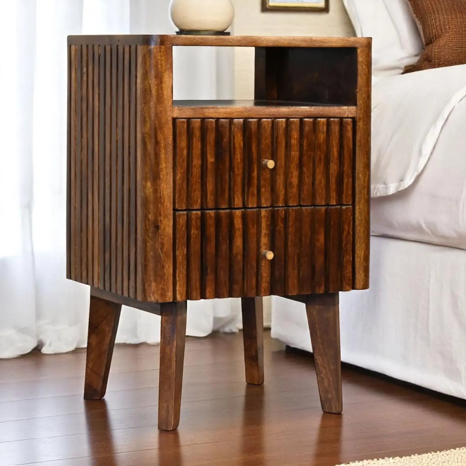 Reeve - Nightstand, 2 Drawers - Chestnut Artisan Furniture