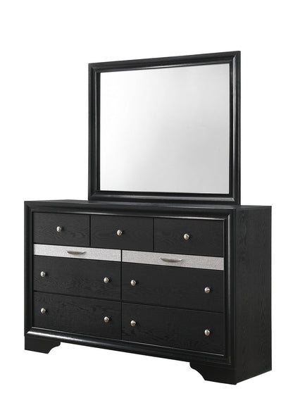 Regata - Dresser Crown Mark