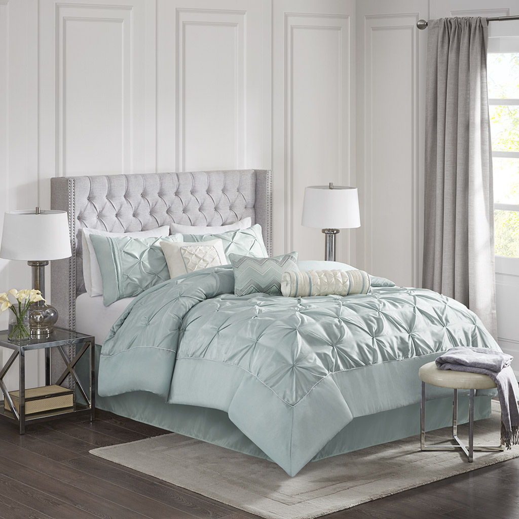 Laurel - King 7 Piece Tufted Comforter Set - Seafoam