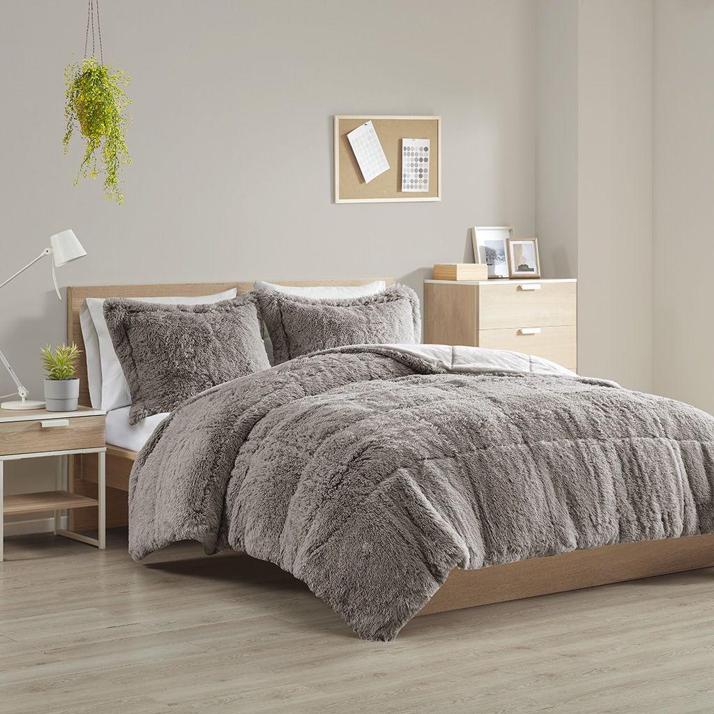 Malea - King Shaggy Comforter Mini Set - Gray Intelligent Design