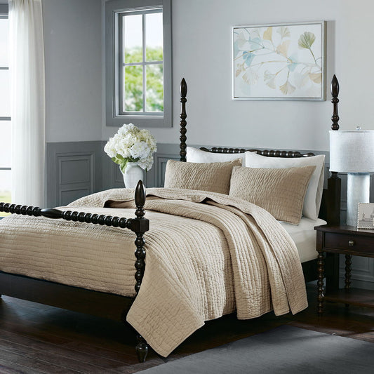 Serene - King Hand Quilted Coverlet Set - Linen