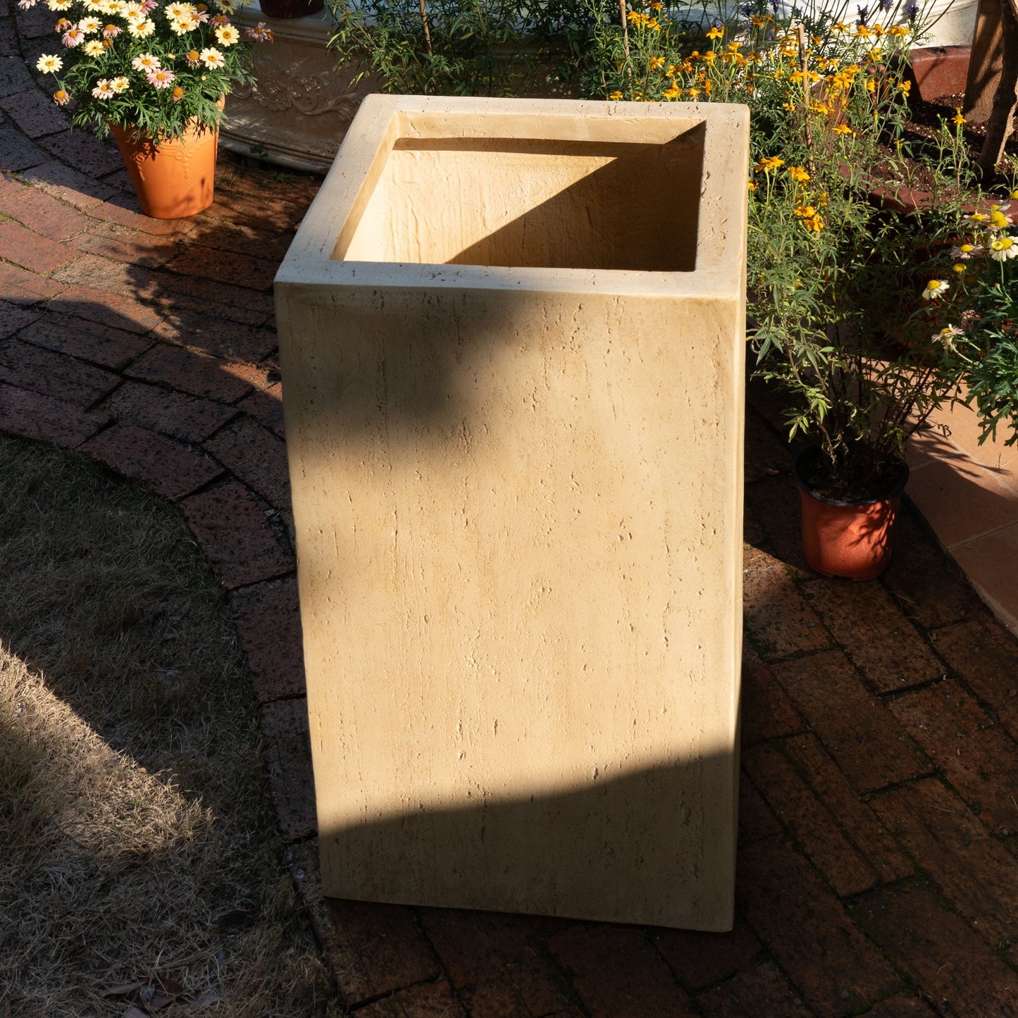 Modern Outdoor Planter Noble House