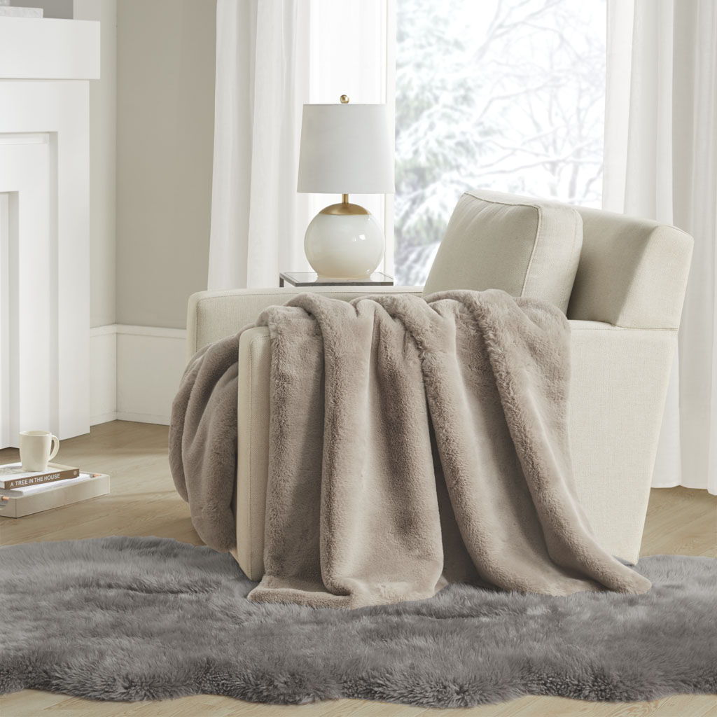 Bristol - Solid Premium Faux Fur Throw - Tan