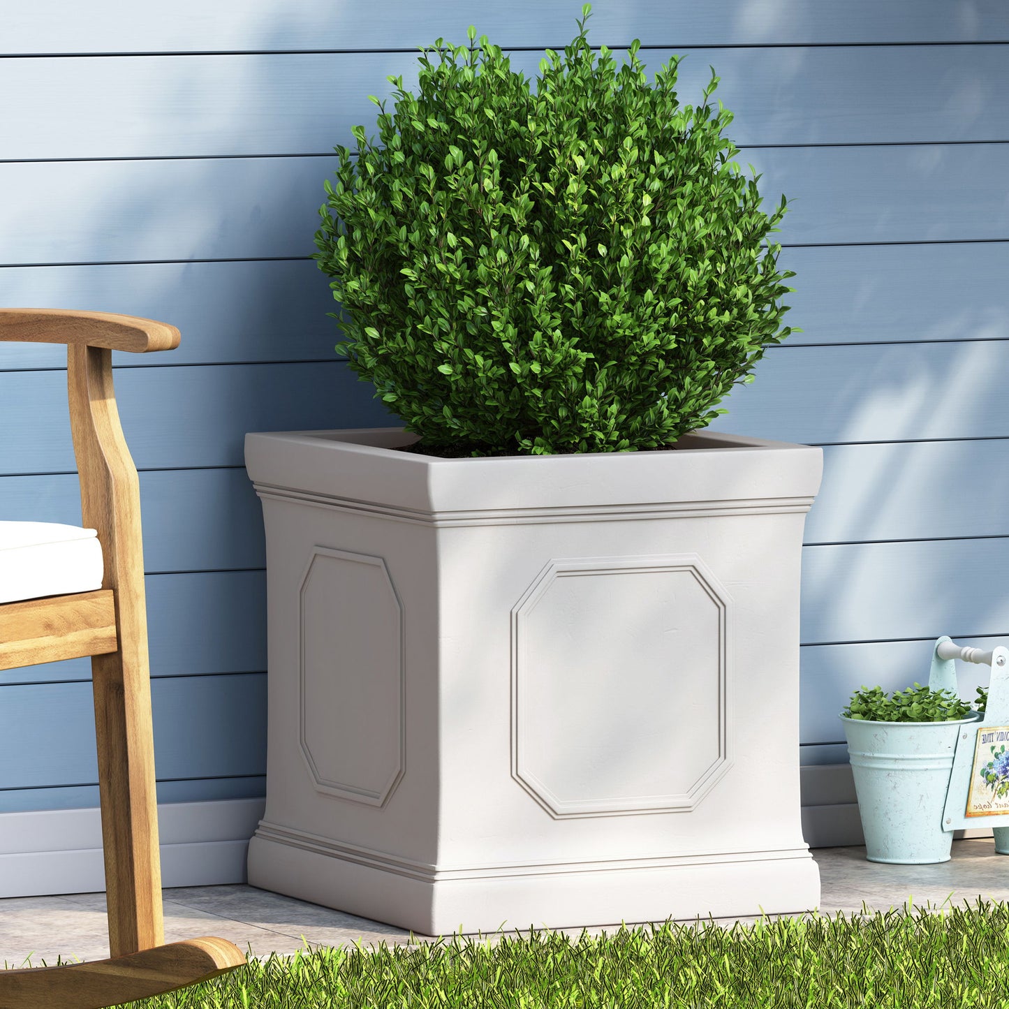 Durable Planter Noble House