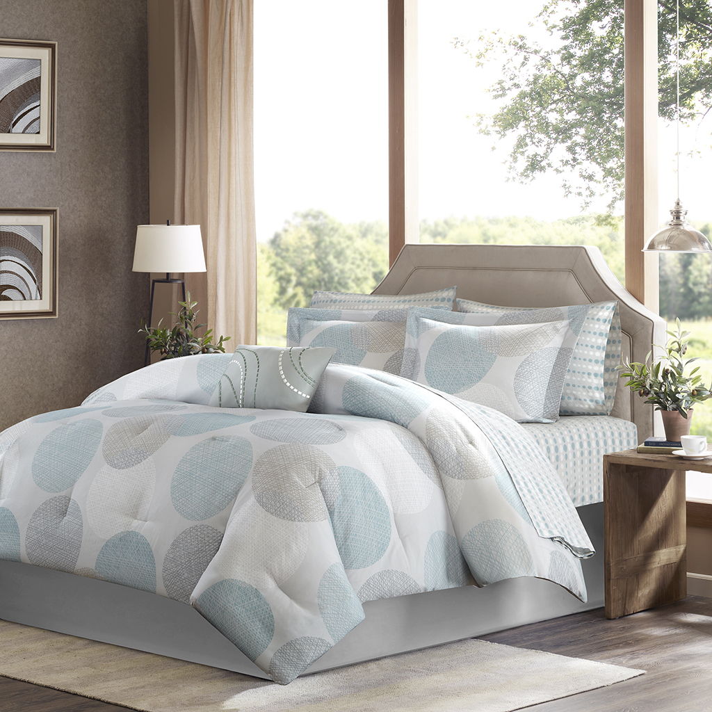 Knowles - Twin Complete Comforter And Sheet Set - Aqua Madison Park Essentials