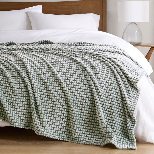 Carved Plush - Blanket - Green Madison Park
