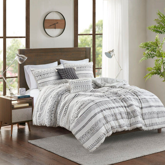 Fraser - 5 Piece Full/Queen Printed Comforter Set With Throw Pillows - Ivory/Black Madison Park