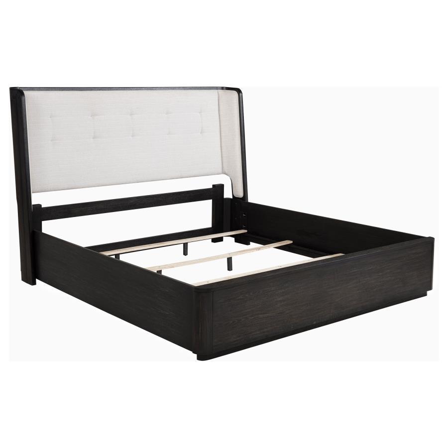 Leandro - Wingback Bed Coaster Fine Furniture