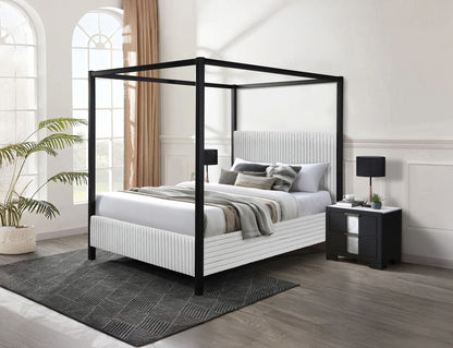 Cora - Canopy Bed Crown Mark